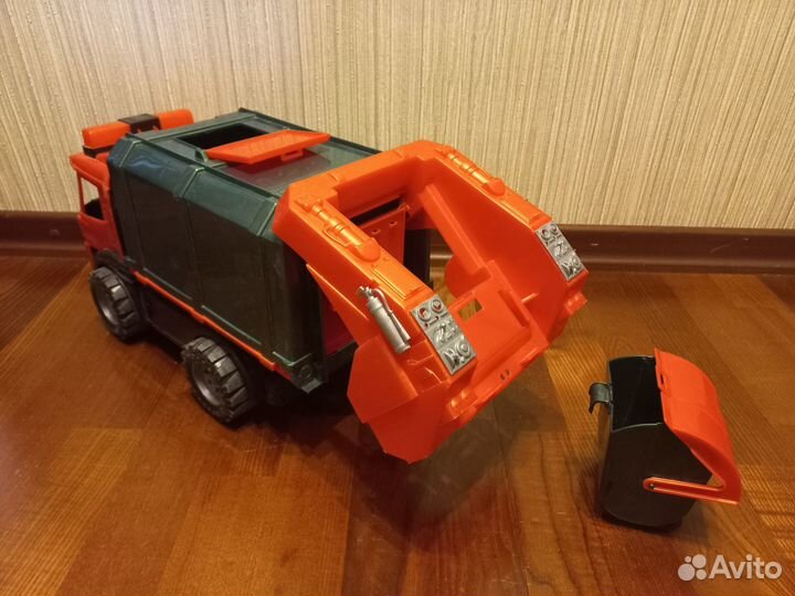 Машинка игрушка мусоровоз