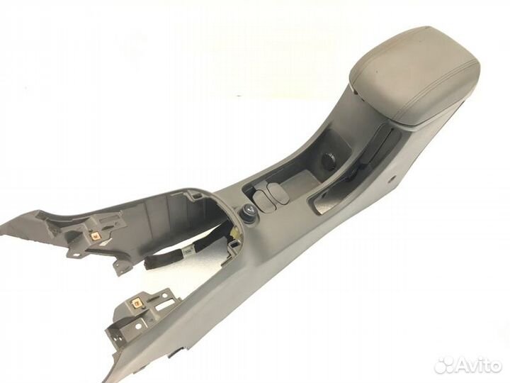 Подлокотник Chevrolet Cruze седан 1.8 2010