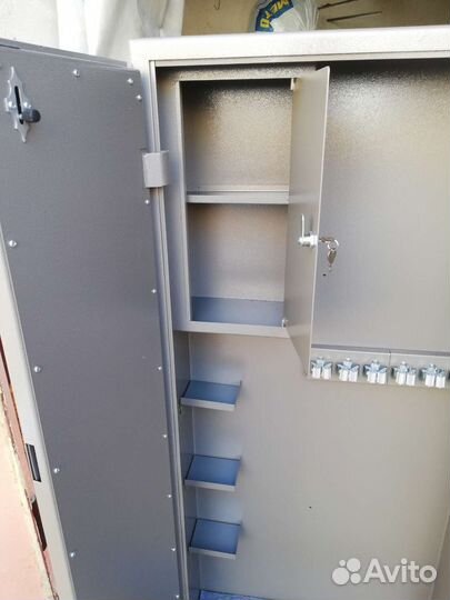 Оружейный сейф