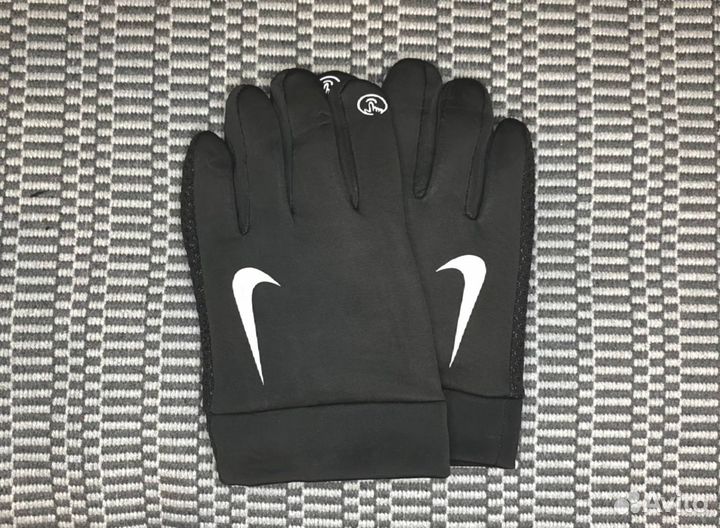 Перчатки Nike чёрные