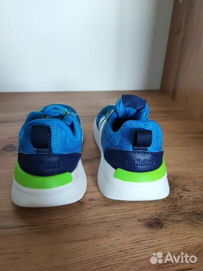 Кроссовки adidas 27