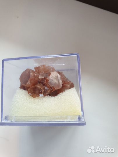 Коллекция минералов с каталогом