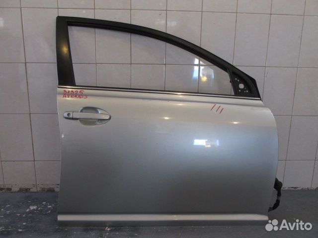 Дверь передняя прав. Toyota Avensis II (31325)