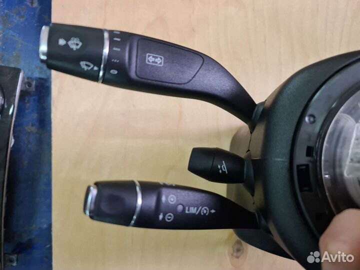 Блок подрулевых переключателей Mercedes CLS218