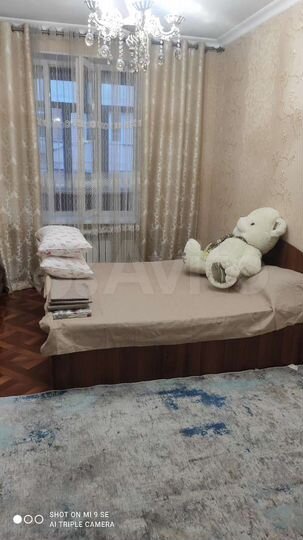 2-к. квартира, 80 м², 2/4 эт.