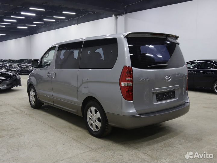 Hyundai Grand Starex 2.5 AT, 2011, 156 246 км