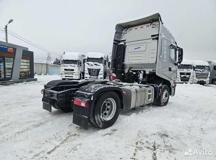 IVECO-Hongyan Genlyon 520, 2023