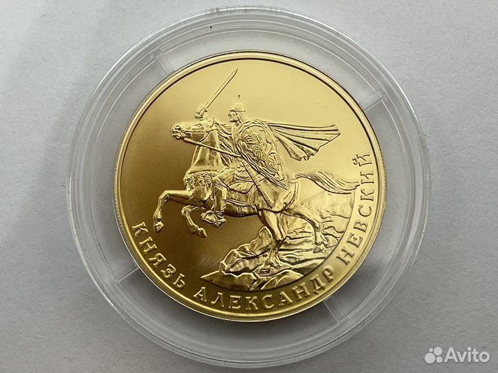 Золотая монета Камеруна 