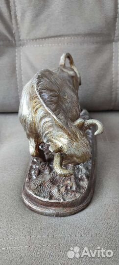 Статуэтка Бык