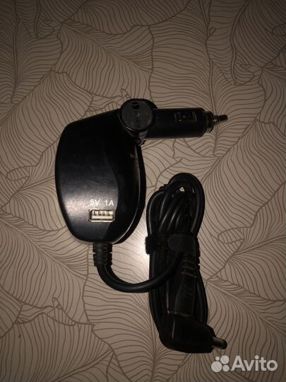 Автомобильный адаптер универсальный Interstep 70В