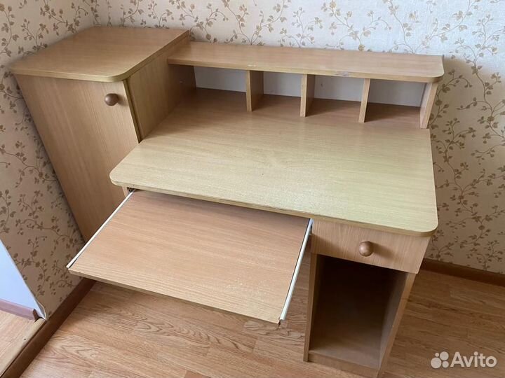 Школьная парта