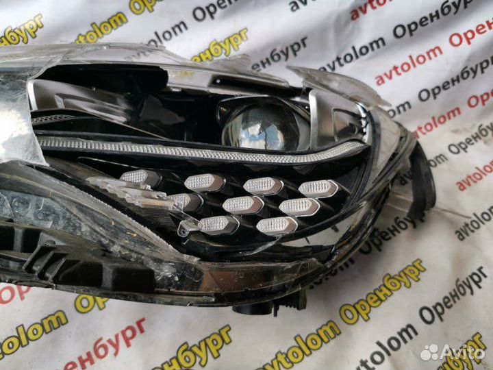 Фара левая Kia Stinger