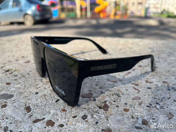 Солнцезащитные очки