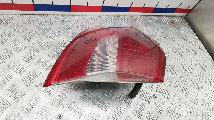 Фонарь Ford Kuga (2008-2012)