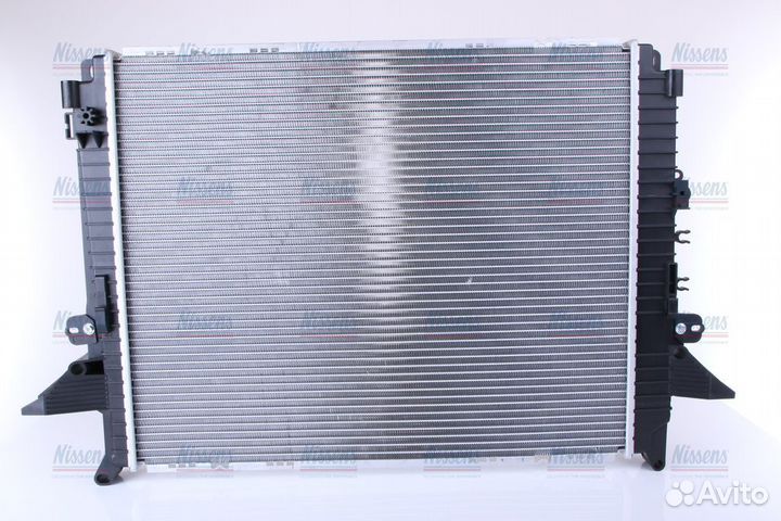 Радиатор охлаждения двс land rover discovery (2005