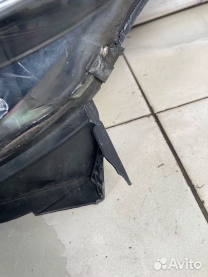 Фара передняя левая Renault Captur J5 1.5 (K9K)