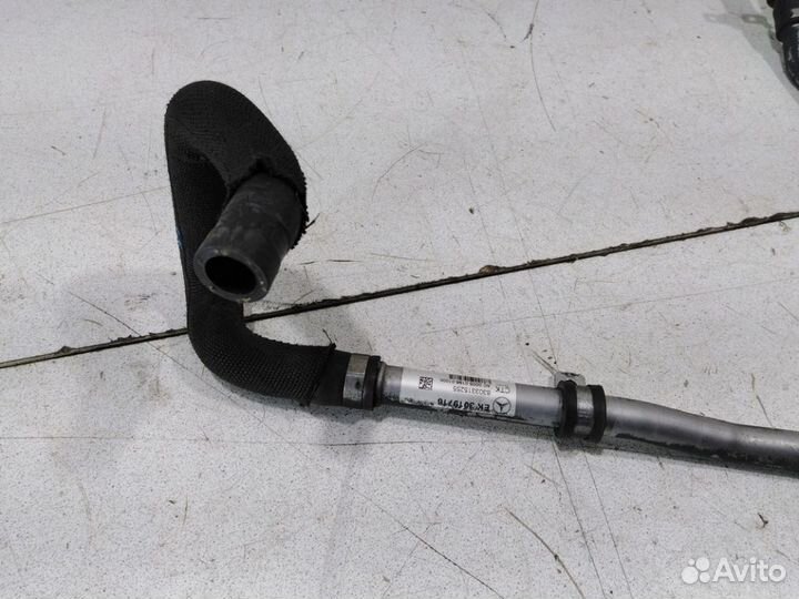 Патрубок системы охлаждения