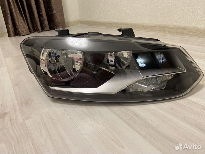 Фара volkswagen polo правая оригинал