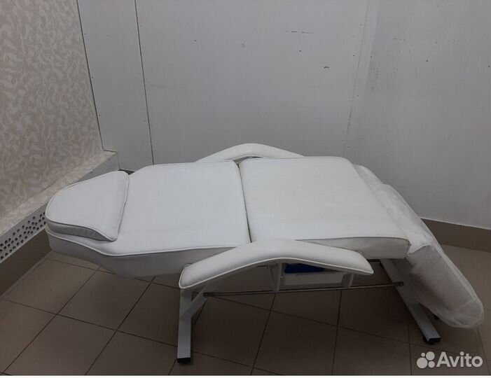 Косметологическое кресло бу