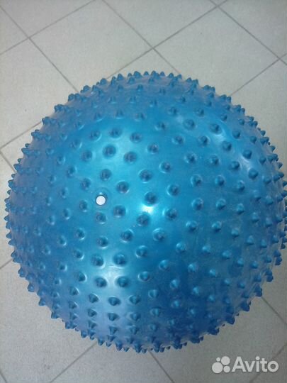 Сухой бассейн с шариками