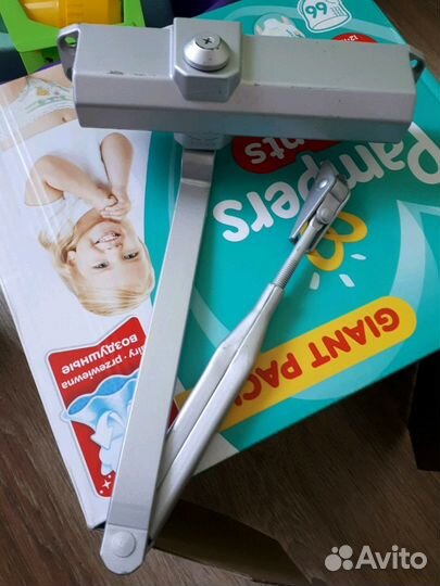 Доводчик для двери Dorma