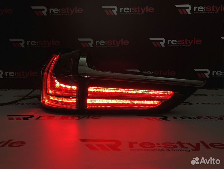 Стопы Lexus LX570 с 2016 S1943