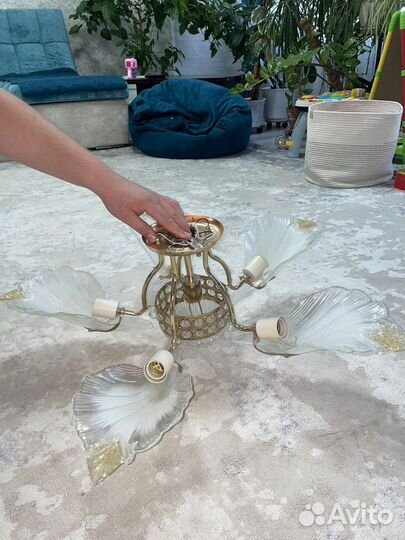 Люстра потолочная