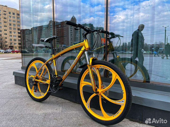 Велосипед с литыми дисками