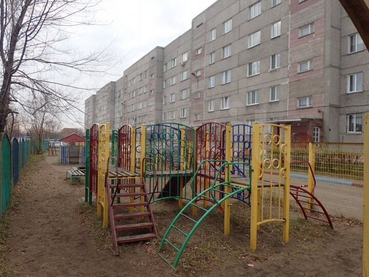 Доля в 3-к. квартире, 68,3 м², 1/5 эт.