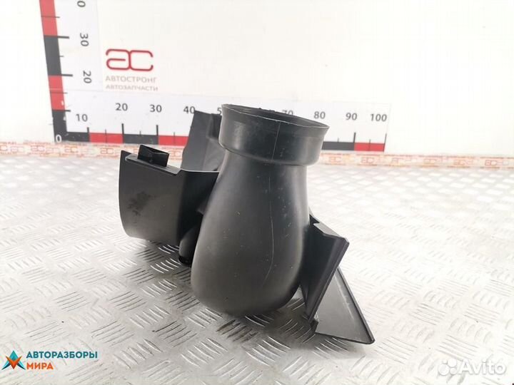 Диффузор вентилятора Land Rover Discovery 3 2005