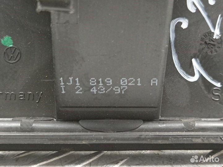 Моторчик печки для Volkswagen Golf 4 1J1819021C