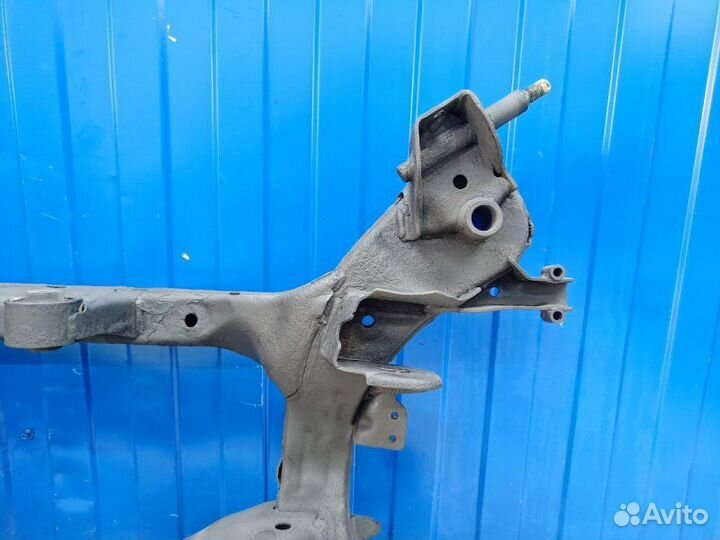 Подрамник задний Kia Sorento 2 XM 2.2 D4HB 2009