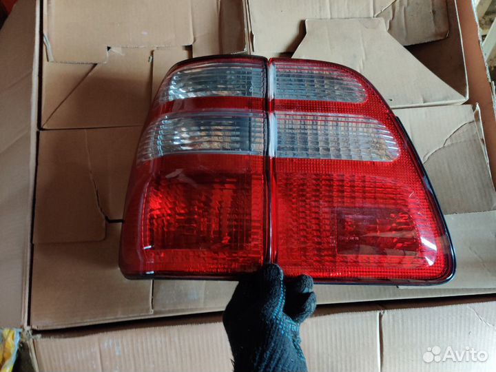 Toyota lend cruiser 100 задние фонари