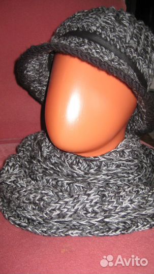 Головные уборы женские