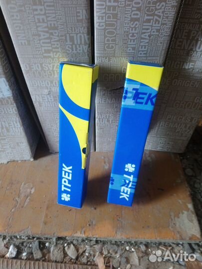 Стойки амортизатора на рено дастер каптюр ниссан т