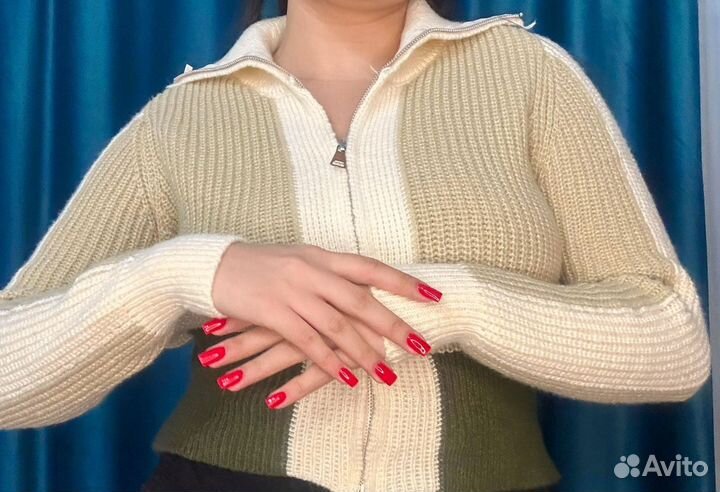 Кофта женская вязаная