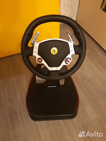 Игровой руль Thrustmaster Ferrari Wireless GT