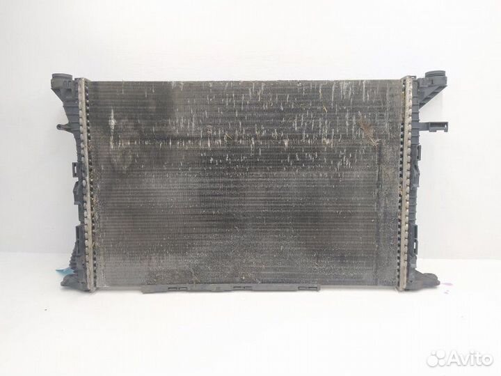 Б/У Б/У Радиатор (основной) behr Вмятины на сотах