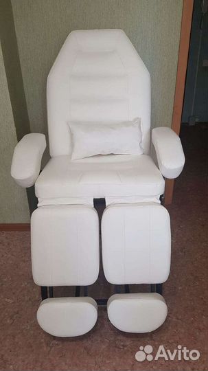 Кресло педикюрное