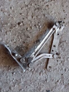 Петля багажника правая/левая Ford Focus 2 седан