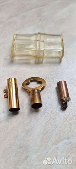 Зажигалка-ключ 60-е гг(уже антиквариат)бензиновая