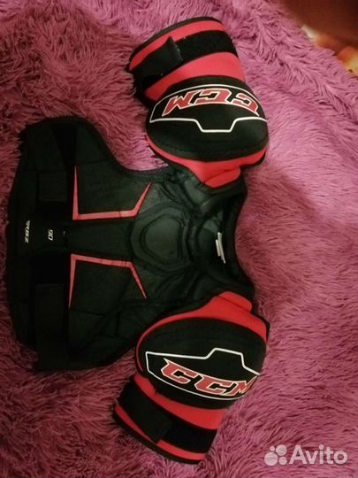 Нагрудник хоккейный ccm
