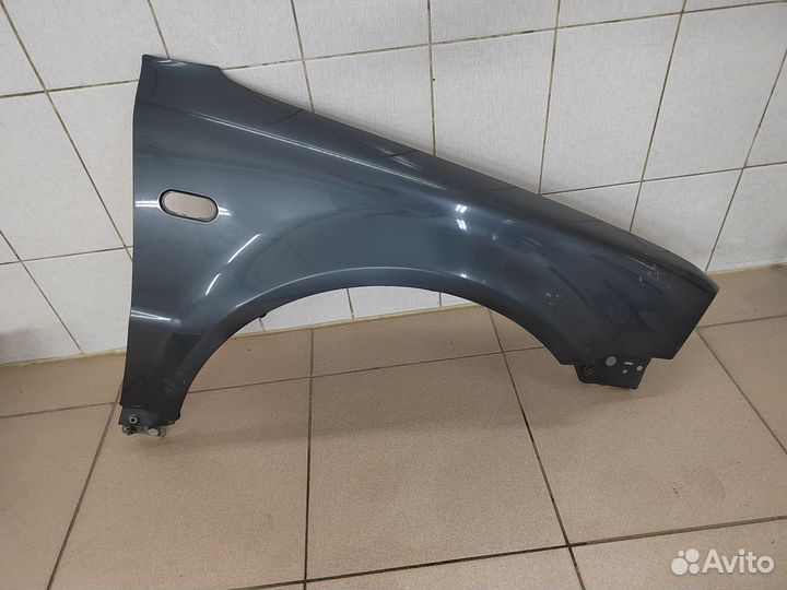 Крыло переднее правое оригинал Passat B5+ GP