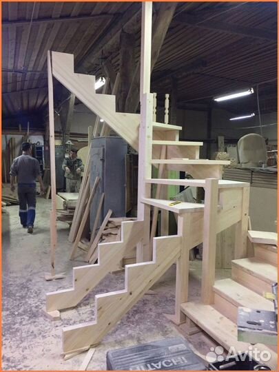 Лестница деревянная / Лестницы на заказ