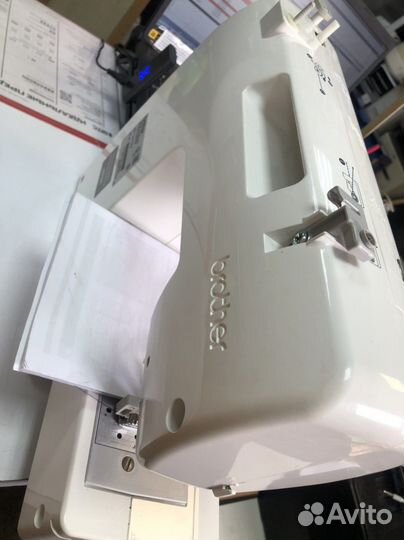 Швейная машина Brother star1400