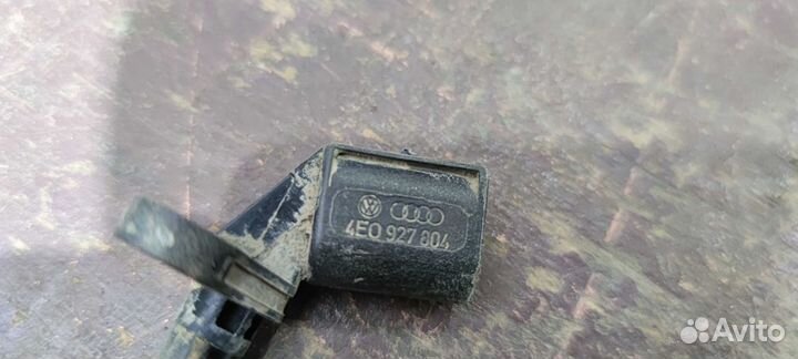 Датчик abs правый передний Audi A8 d3
