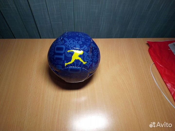 Мяч футбольный сувенирный