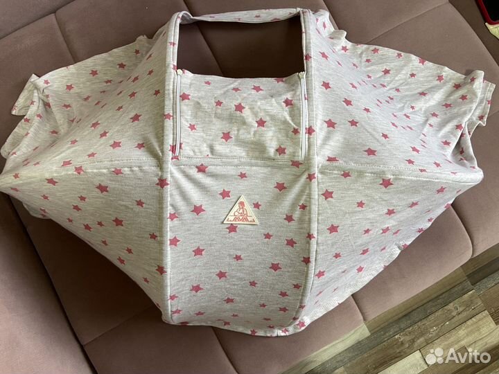 Накидка для кормления