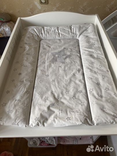 Пеленальный столик комод IKEA в состоянии нового