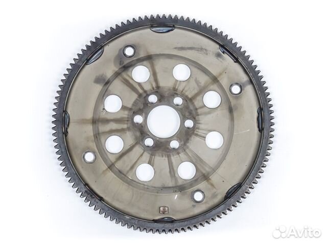 Маховик Nissan Serena